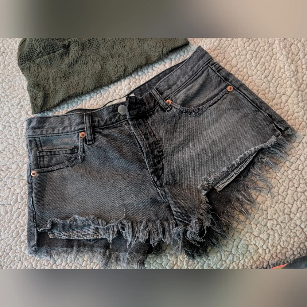 EUC Free People Low Rise Button Fly Distressed Shorts - Picture 7 of 13